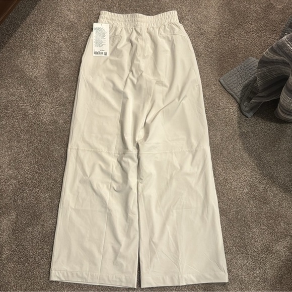 NWT Lululemon Swift Mid Rise Wide Leg Pant lined color Bone size 8 - Picture 8 of 11